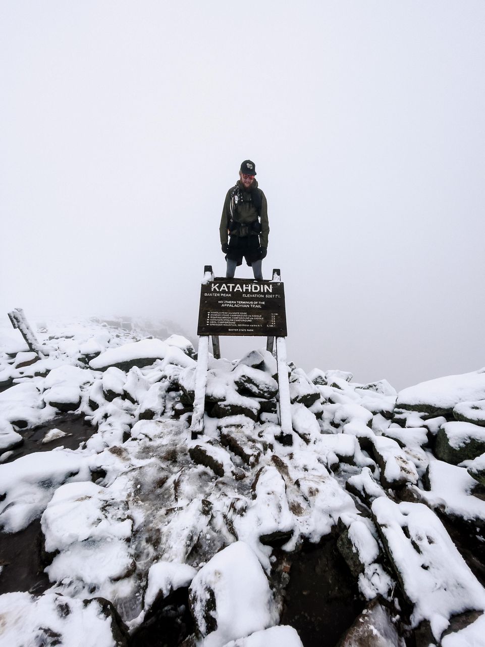 Appalachian Trail hikers finish season atop Mt. Katahdin