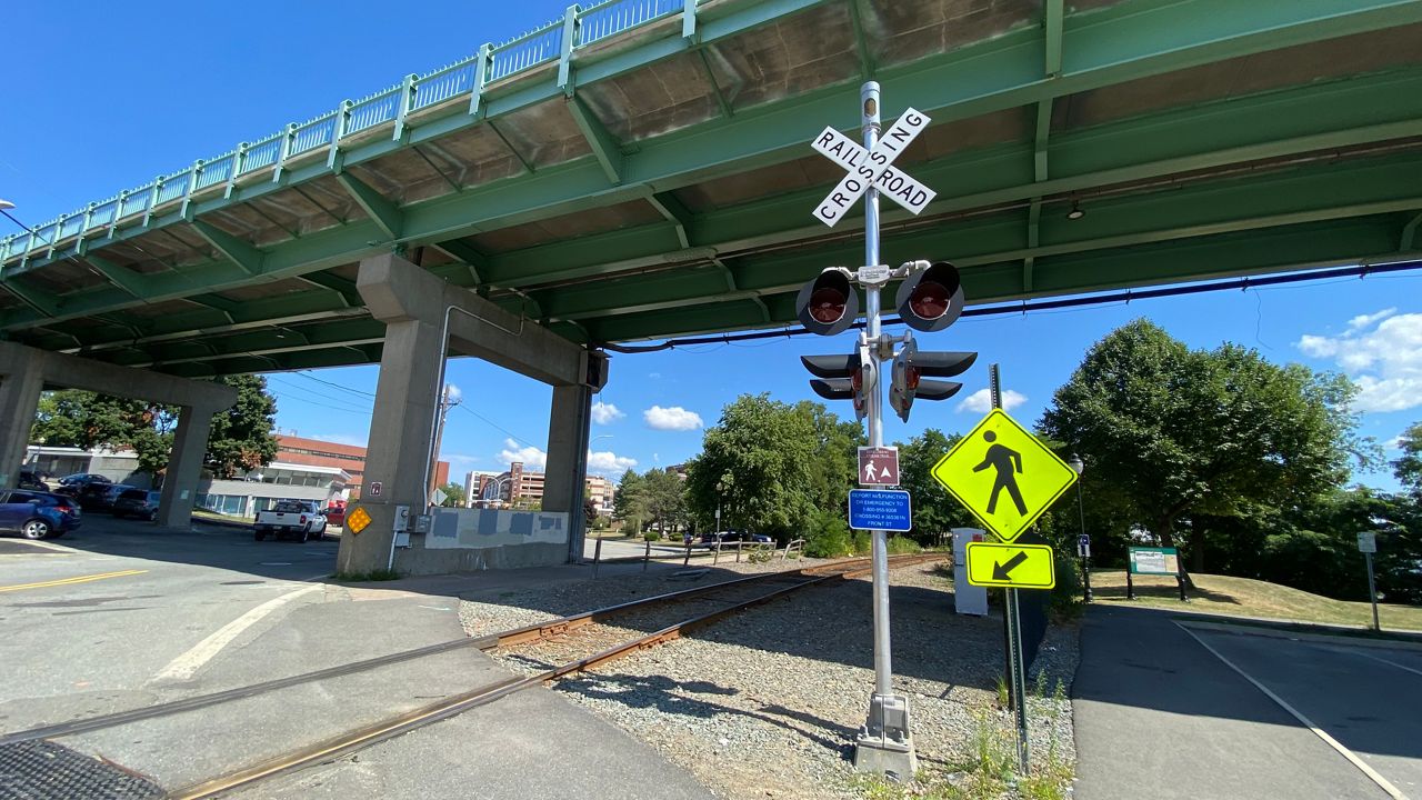 Bangor rail crossing
