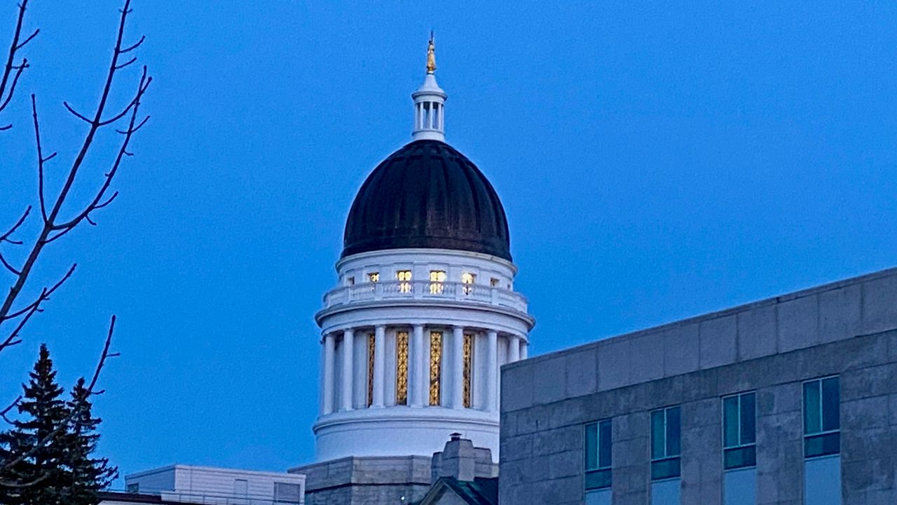 Maine lawmakers back Monday - Vimarsana News