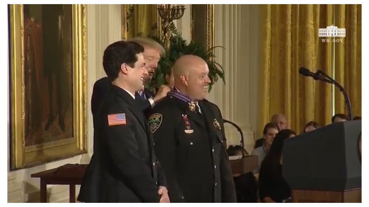 Deputy receives Medal of Valor award after saving life