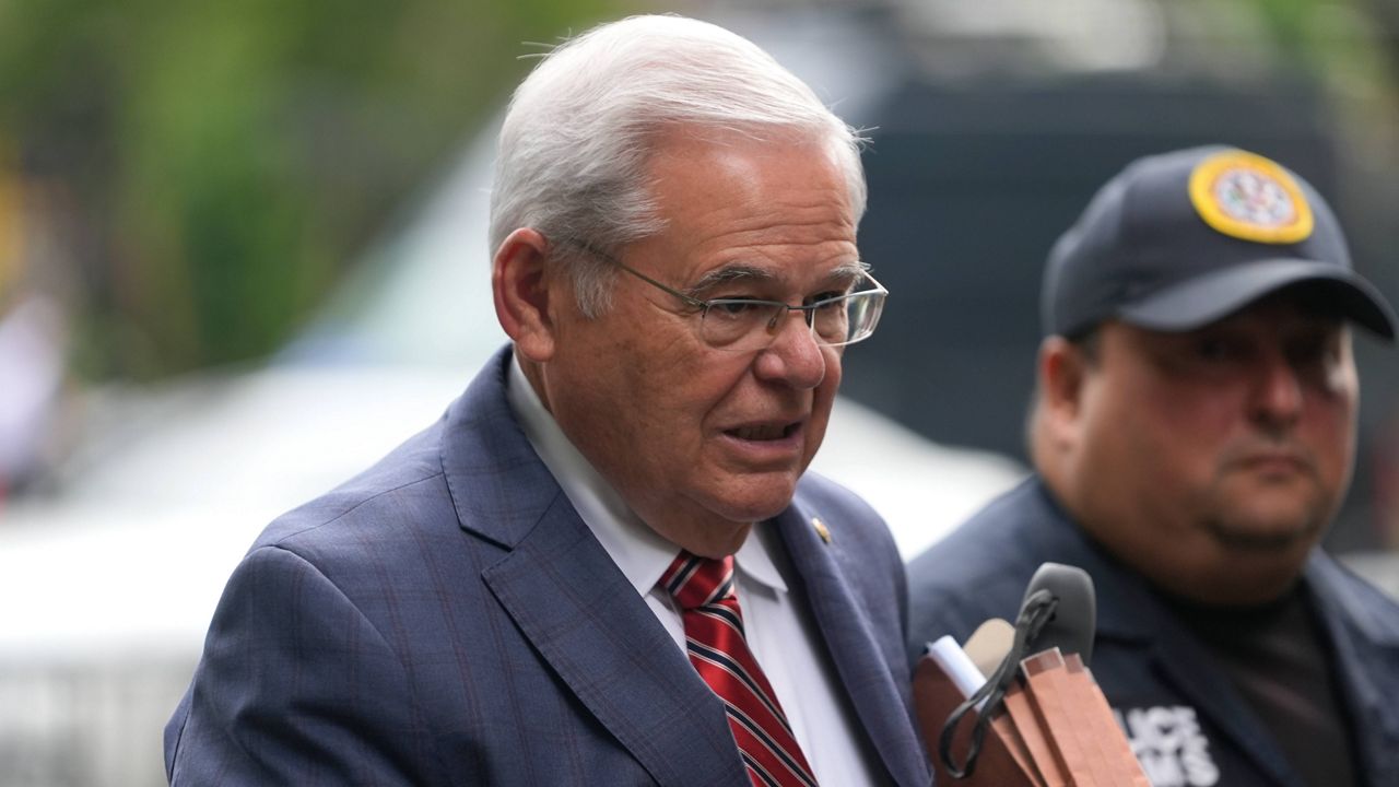 Sen. Bob Menendez, D-N.J., enters federal court in New York, Friday, July 12, 2024. (AP Photo/Pamela Smith)