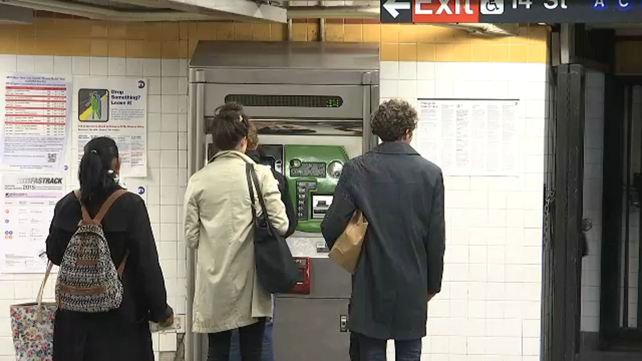 After complaints, MTA postpones MetroCard vending machine work