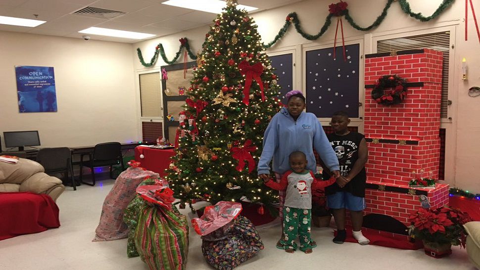 A Metropolitan Ministries Christmas For Those In Need