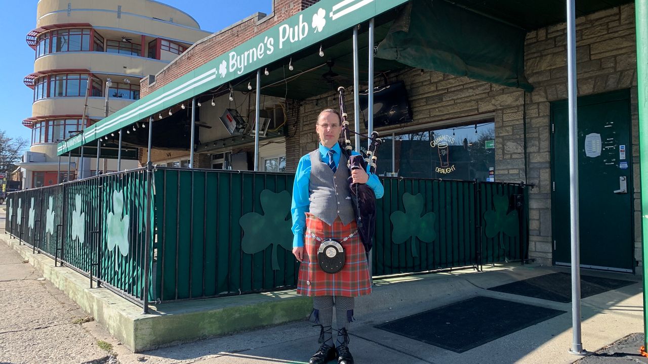 Bagpiper keeps Irish tradition alive on St. Patrick's Day