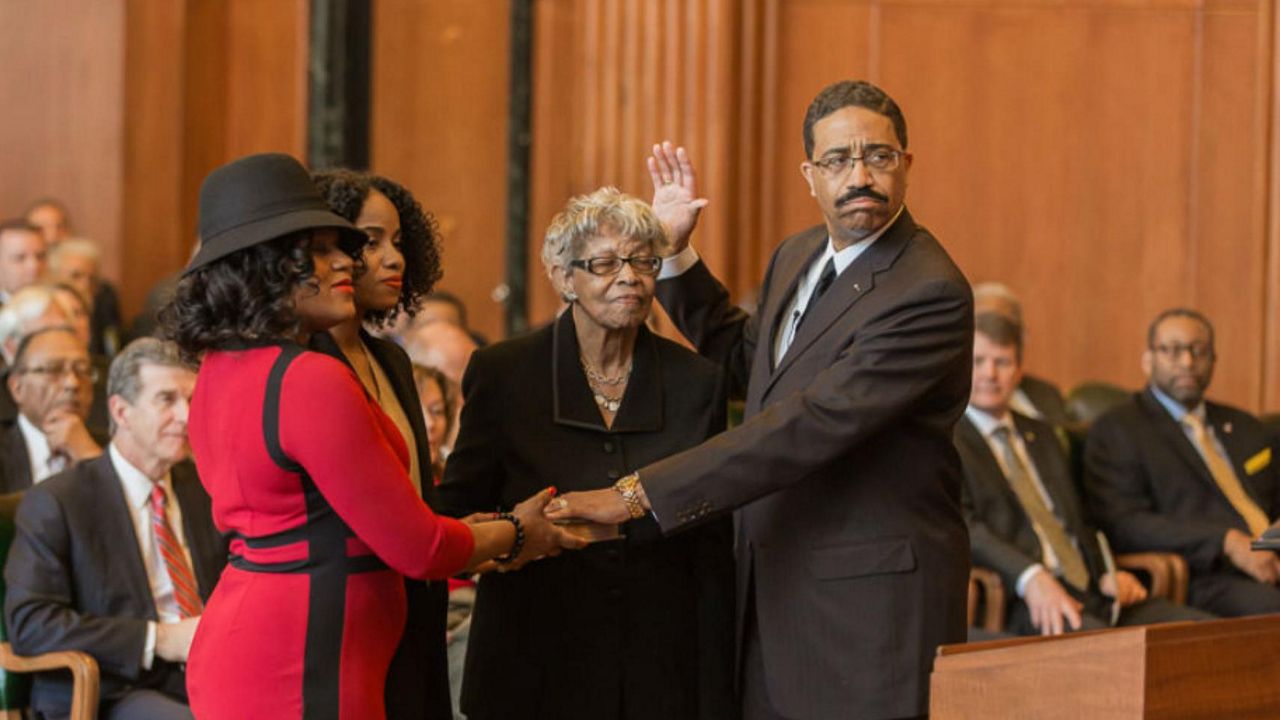 N.C. Supreme Court Associate Justice Mike Morgan is sworn in at the court Jan. 4, 2017. (N.C. Judicial Branch)