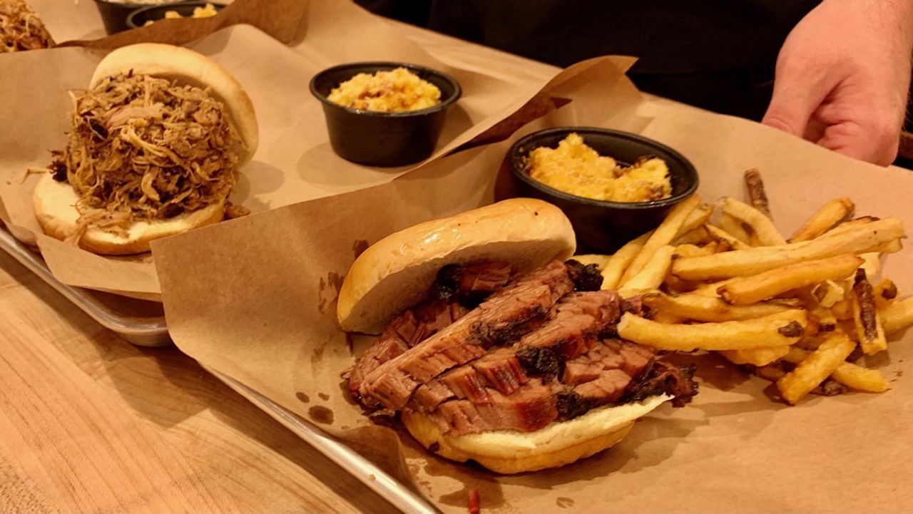 New Mission BBQ in Henrietta serves up plenty of patriotism