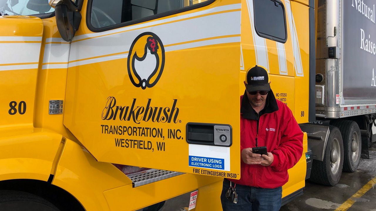 Wisconsin Truckers Continue to Stay Busy Amid Pandemic