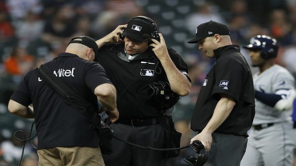 World Series umpire salaries: How much do MLB umpires get paid for
