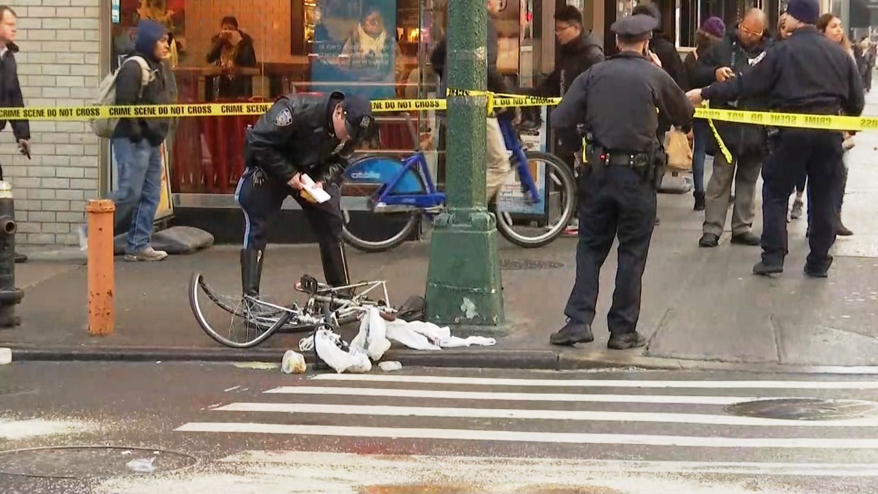 Bicyclist Fatally Struck In Midtown Hit And Run