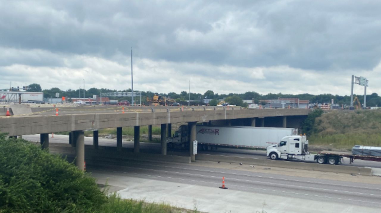 Old Lindbergh Bridge in north St. Louis County (Courtesy:MoDOT)