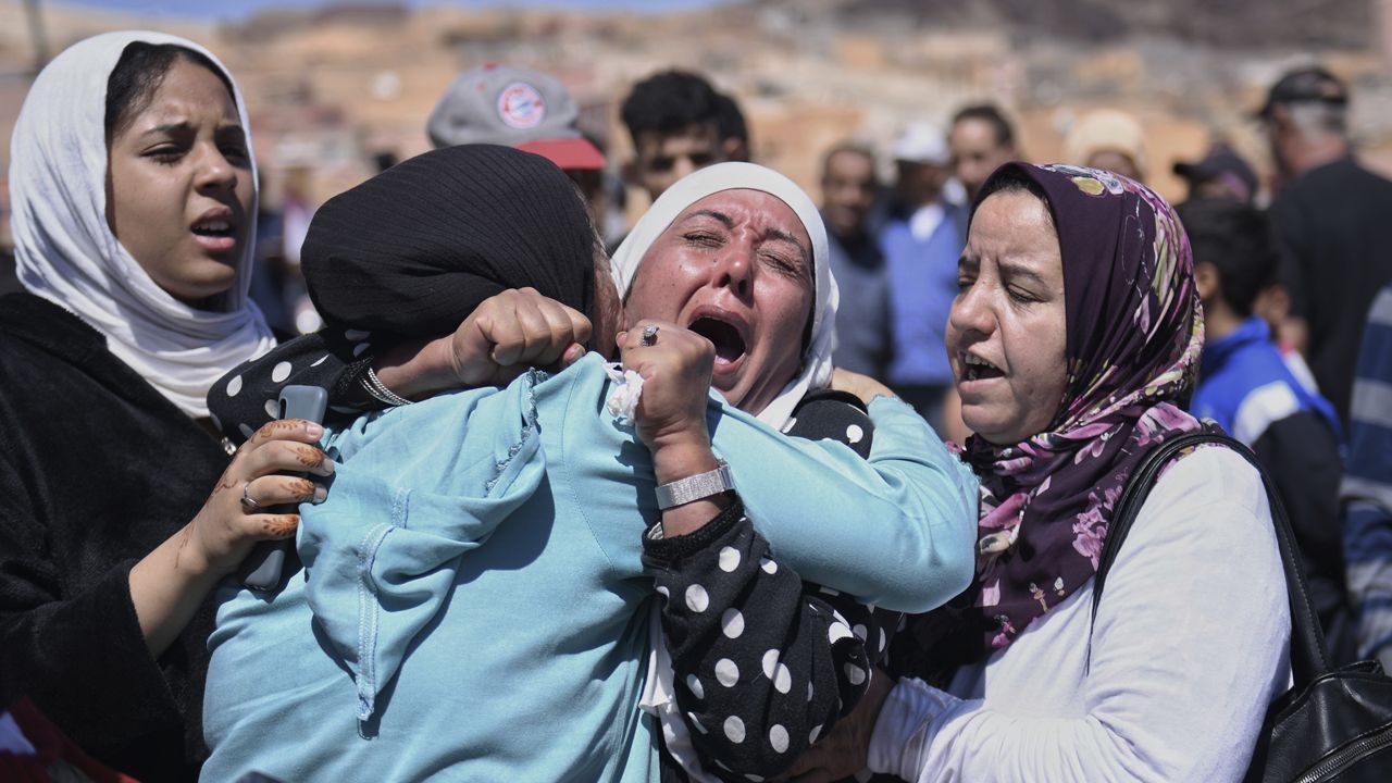 Moroccans dig through rubble but hope for survivors dwindles