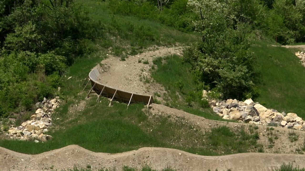 Exploring Ohio Quarry Trails Metro Park