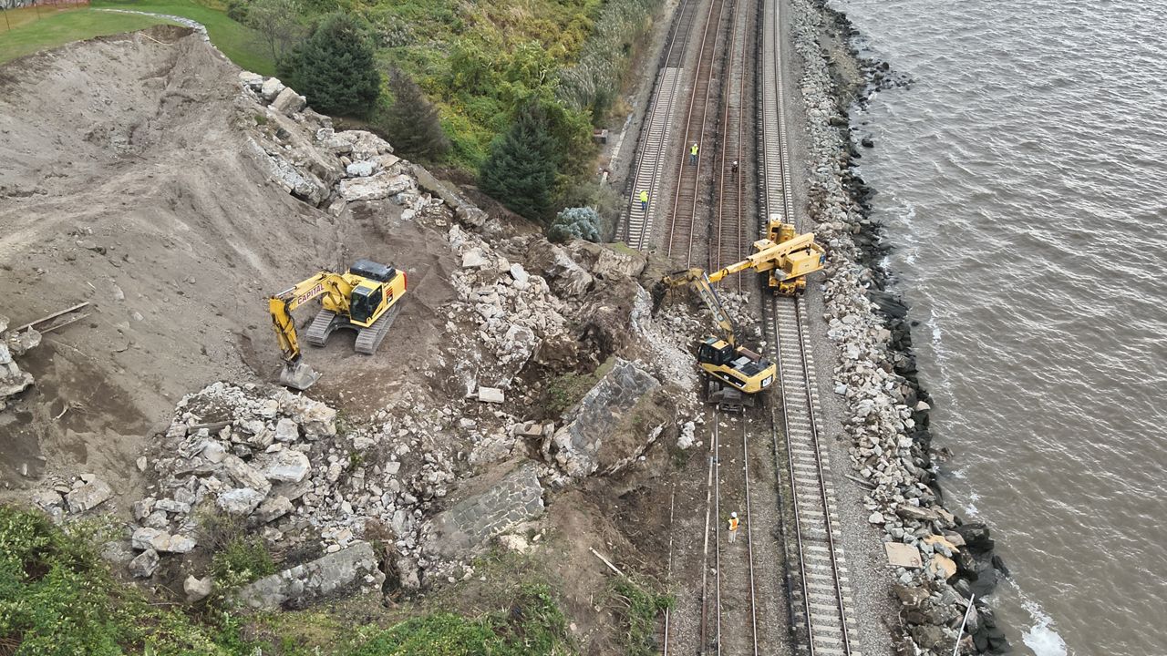 A mudslide has disrupted Metro-North and Amtrak service and is putting the Monday morning commute in jeopardy. The mudslide is pictured.