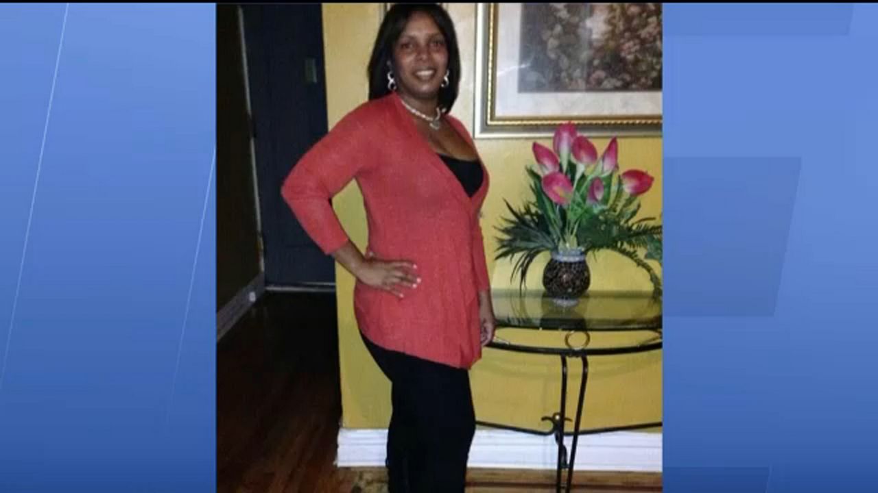 Posponen audiencia del hijo de madre dominicana asesinada