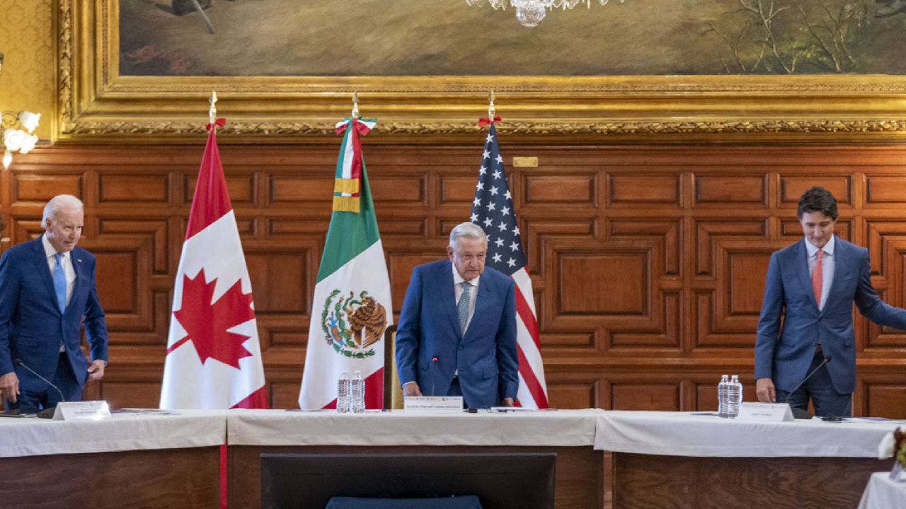 North American leaders preach economic unity as summit ends