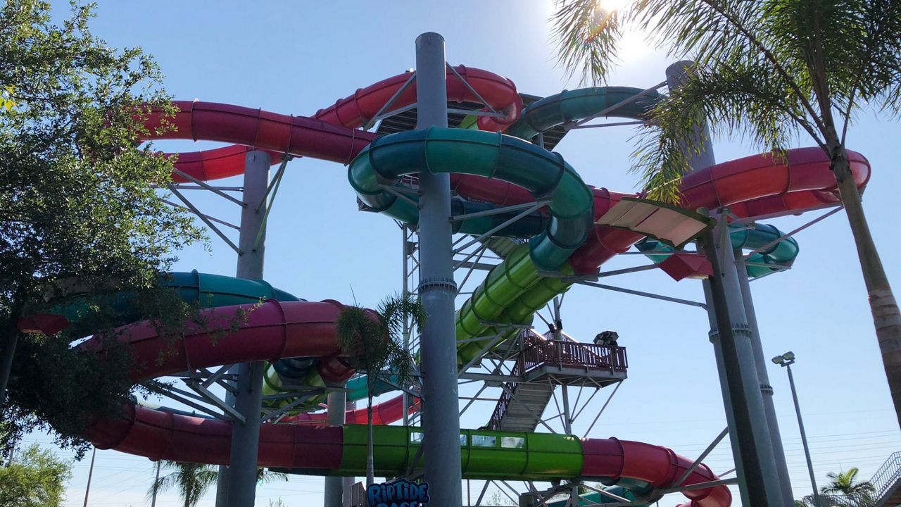 5 Things To Know About Aquatica Orlando S Riptide Race