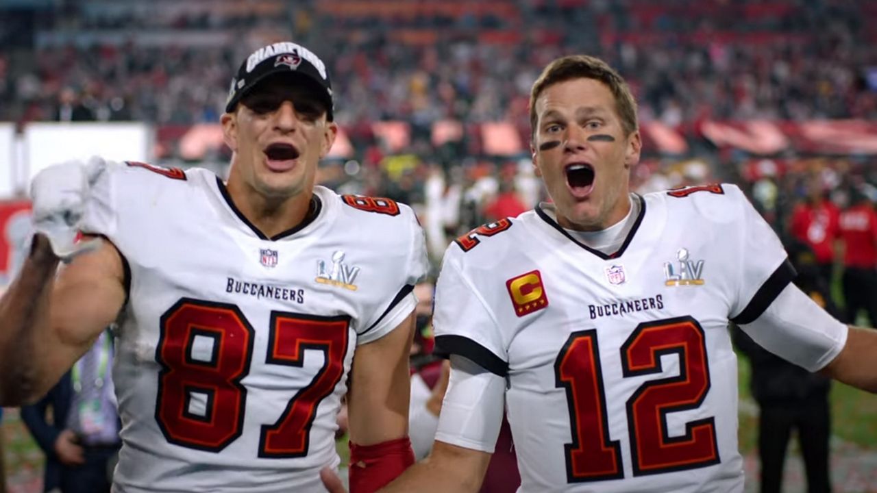 Rob Gronkowski (left) and Tom Brady celebrate the Bucs' Super Bowl title of 2020. (AP File Photo)