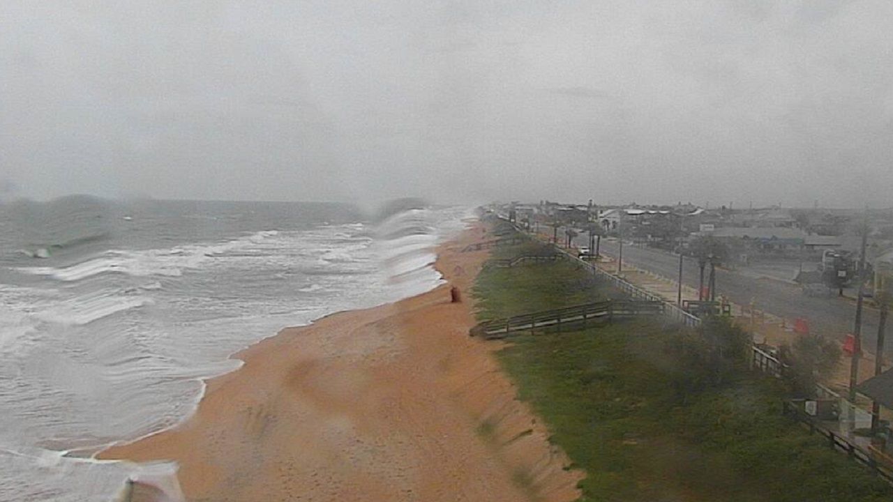 Orlando Area Weather Scattered Showers Wind Down Overnight