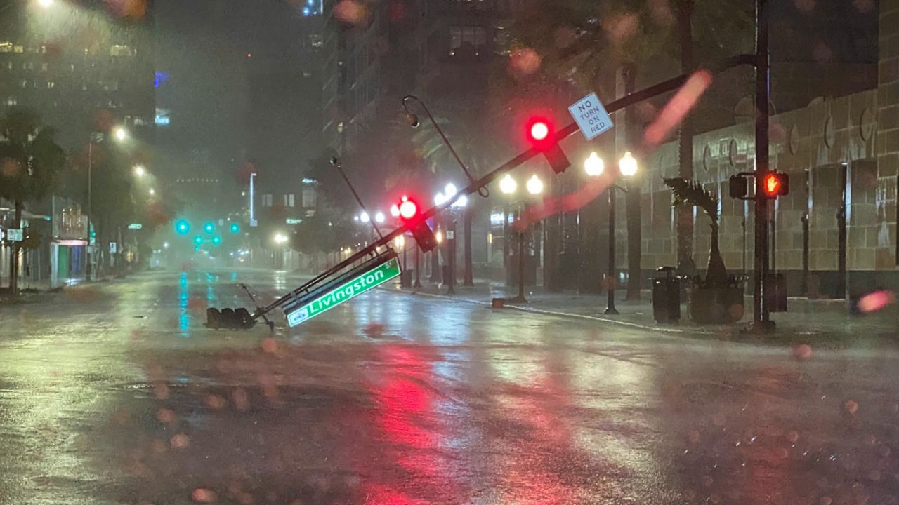 A Salvation Army team from Louisville will help with continuing hurricane Ian recovery. (Photo: Spectrum News/Nadyne McDonald)