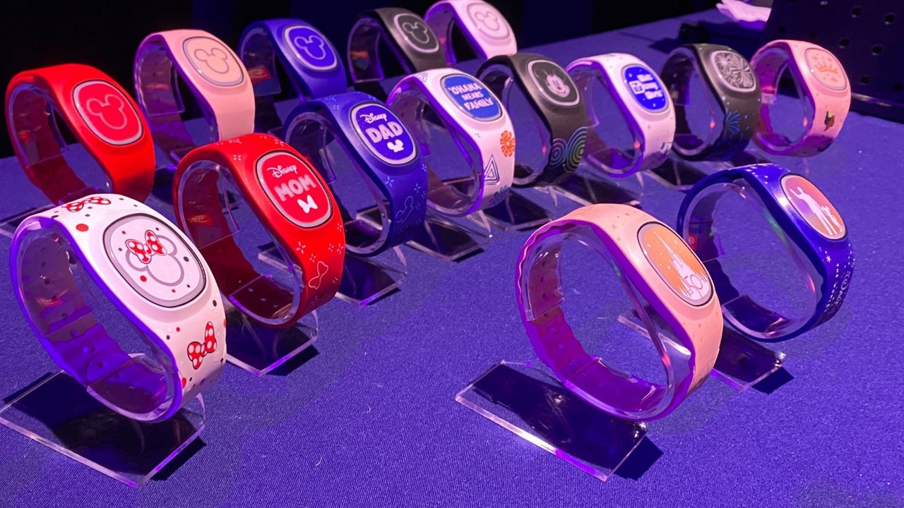 Special Walt Disney World 50th Anniversary MagicBand Available as