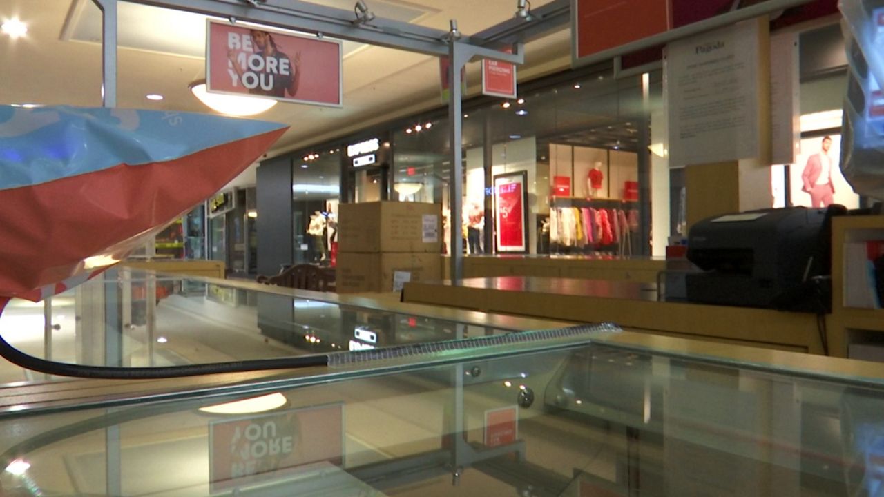 Melbourne Square Mall Reopens with New Measures