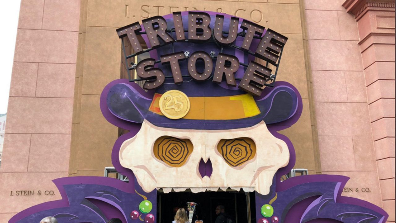 The Mardi Gras Tribute Store at Universal Studios Florida (File)