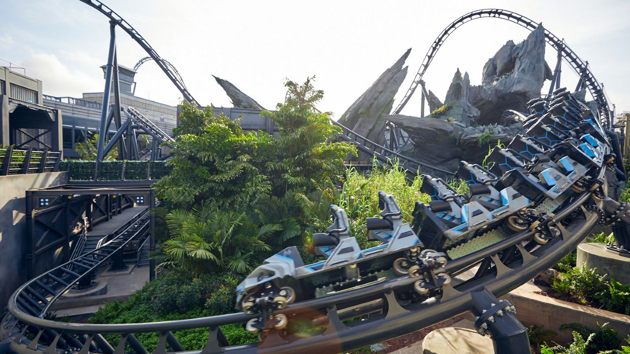 Universals Jurassic World Velocicoaster Gets Opening Date 