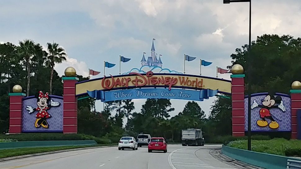 Walt Disney World entrance sign. (Ashley Carter/Spectrum News)