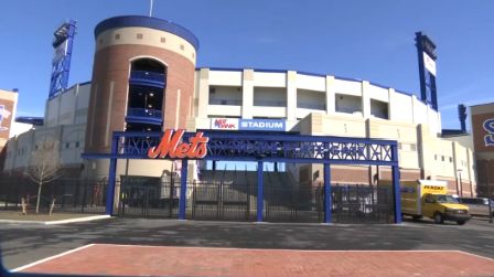 Syracuse Mets open against the Scranton Rail Riders at NBT Bank Stadium 