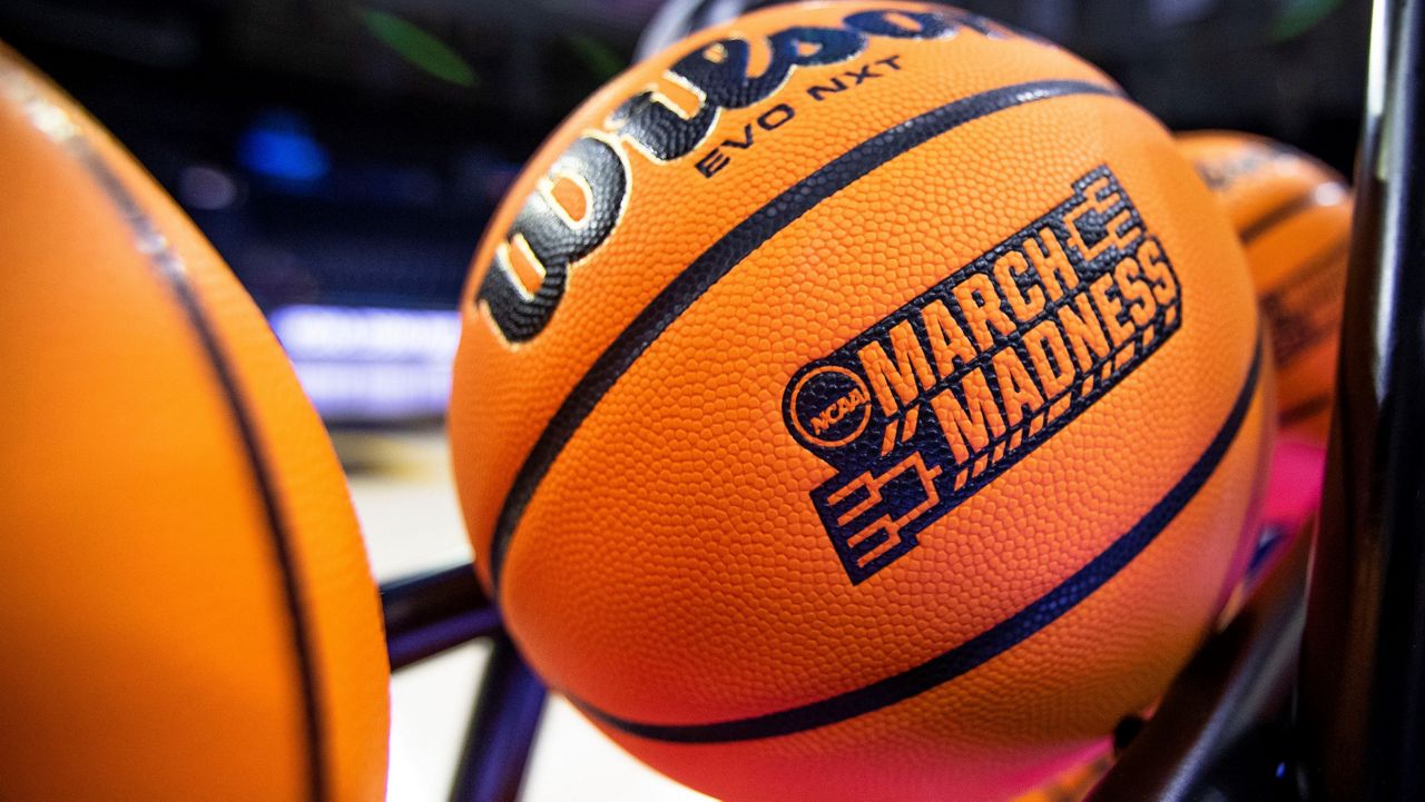 Inflategate? Bouncy basketballs hot topic at March Madness