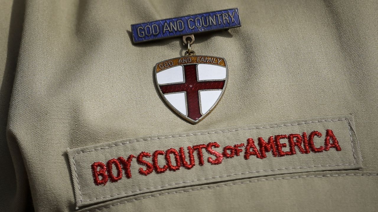 Insurer agrees to 800M settlement in Boy Scouts bankruptcy