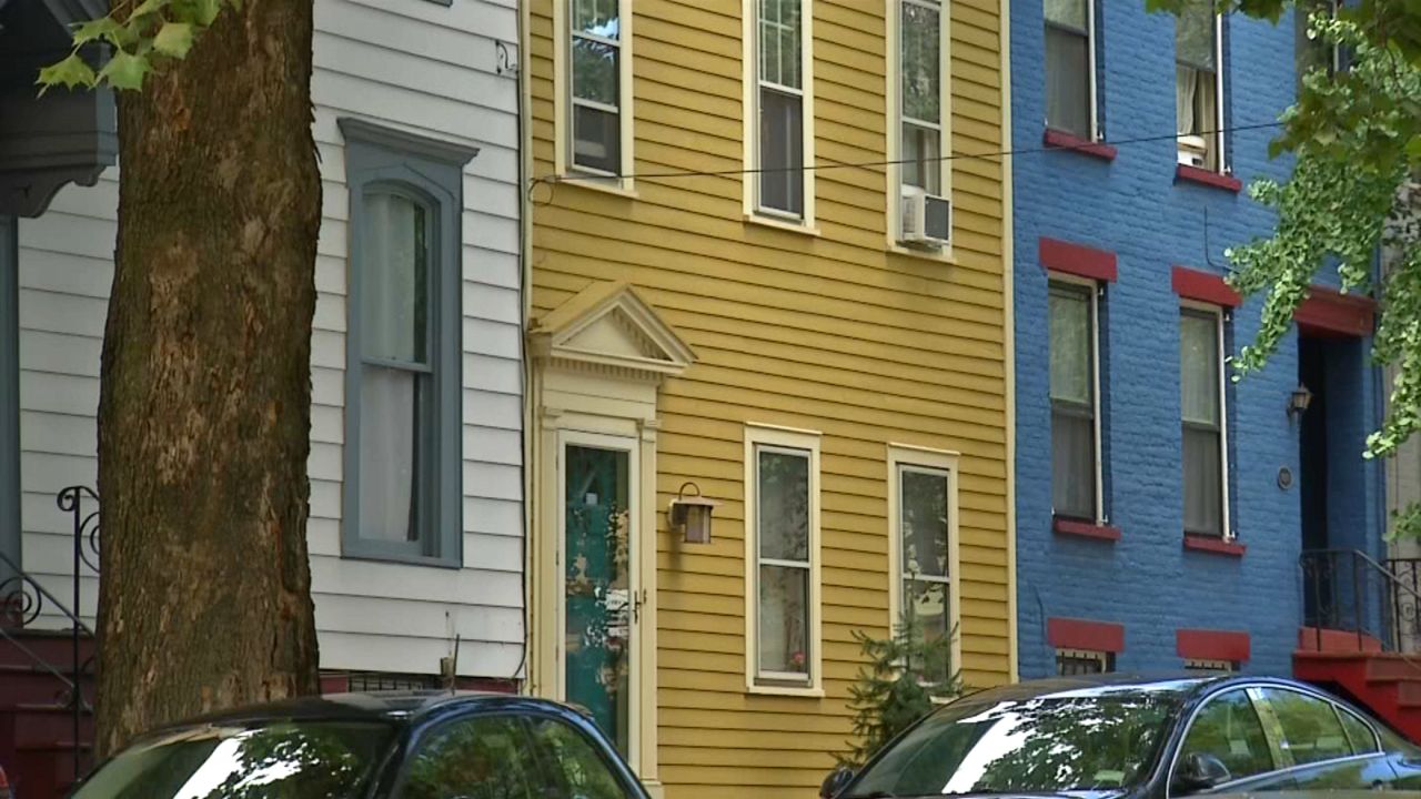 row houses in newburgh ny