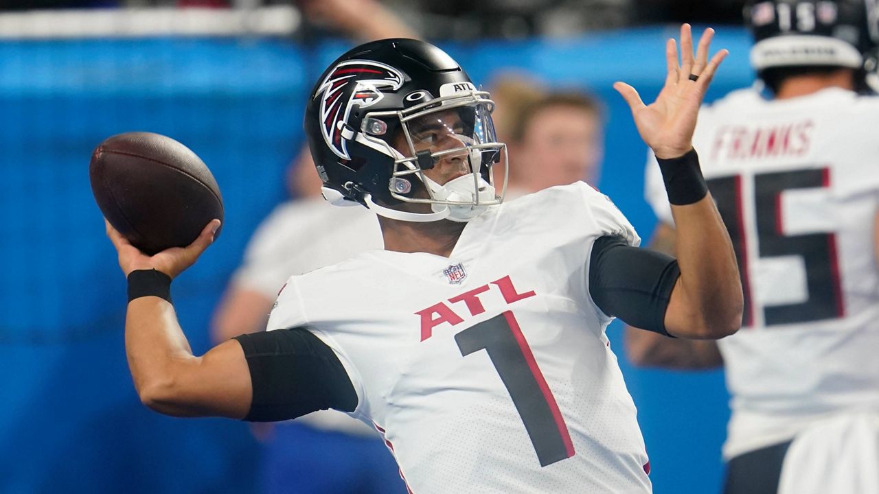 Marcus Mariota makes Eagles preseason debut