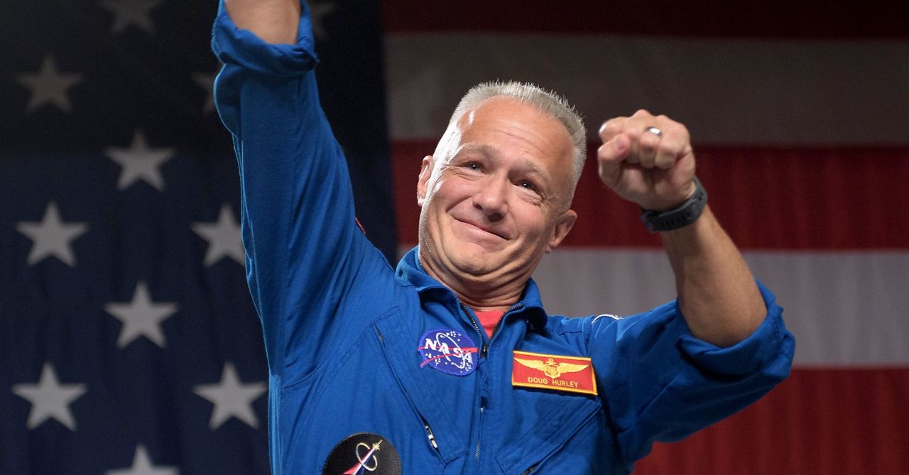 Former astronaut shares advice for Artemis II crew