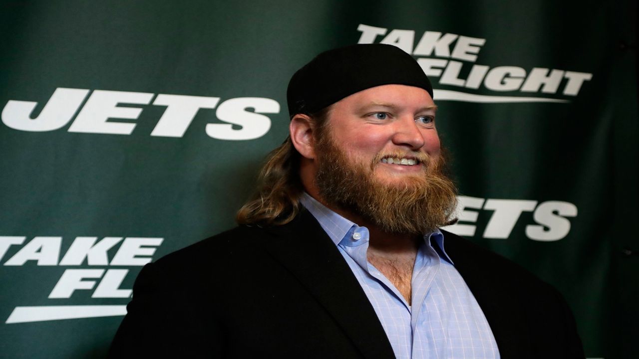 Jets to induct Ferguson, Mangold and Revis into their Ring of