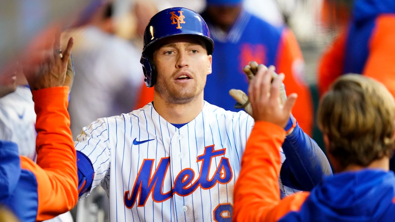 Reports: Mets re-sign Nimmo, add Robertson