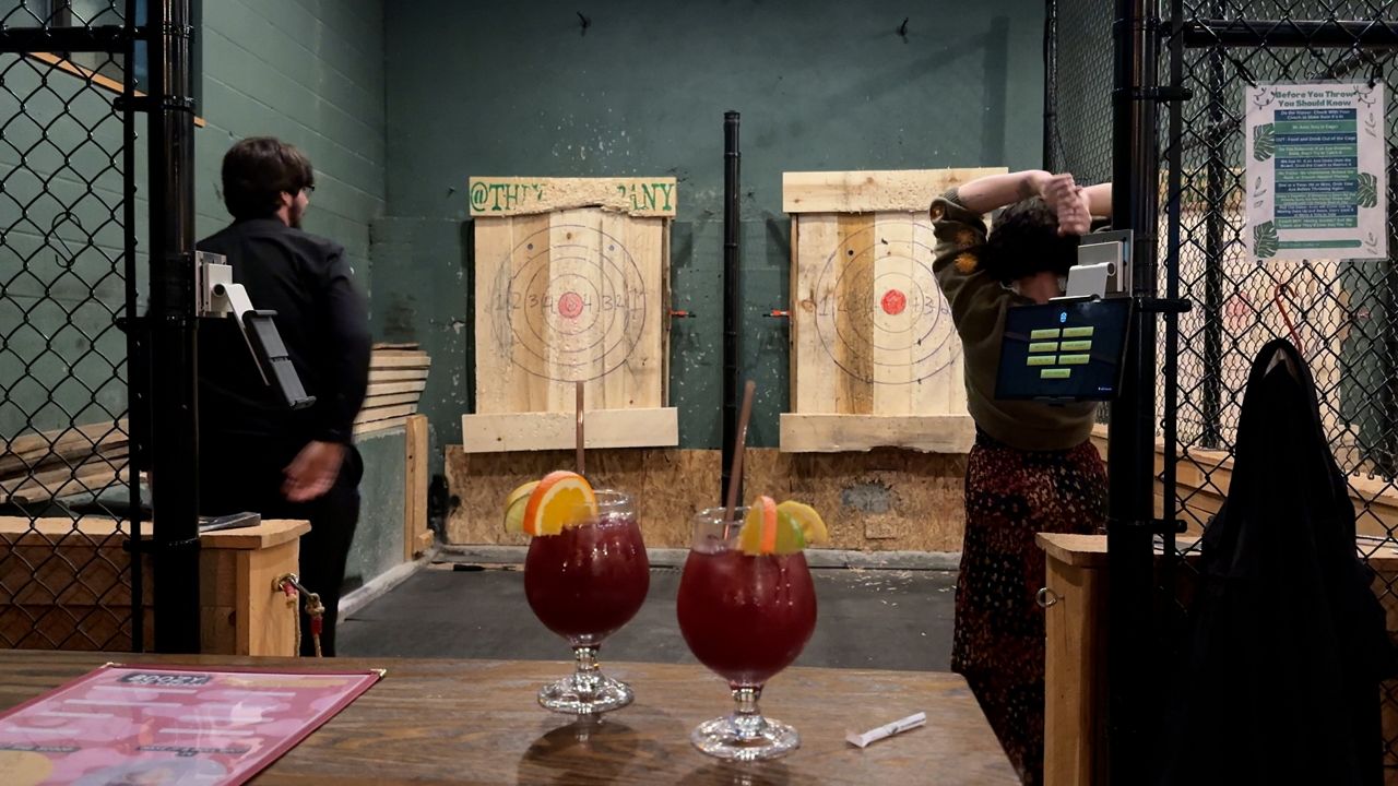 New liquor rules reshape N.Y. nightlife and businesses