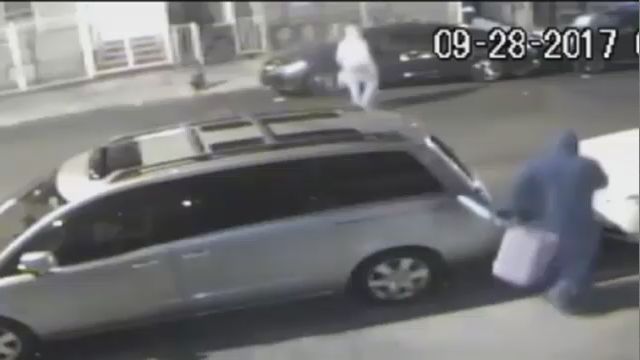 NYPD search for men in robbery they say resulted in victim jumping out ...