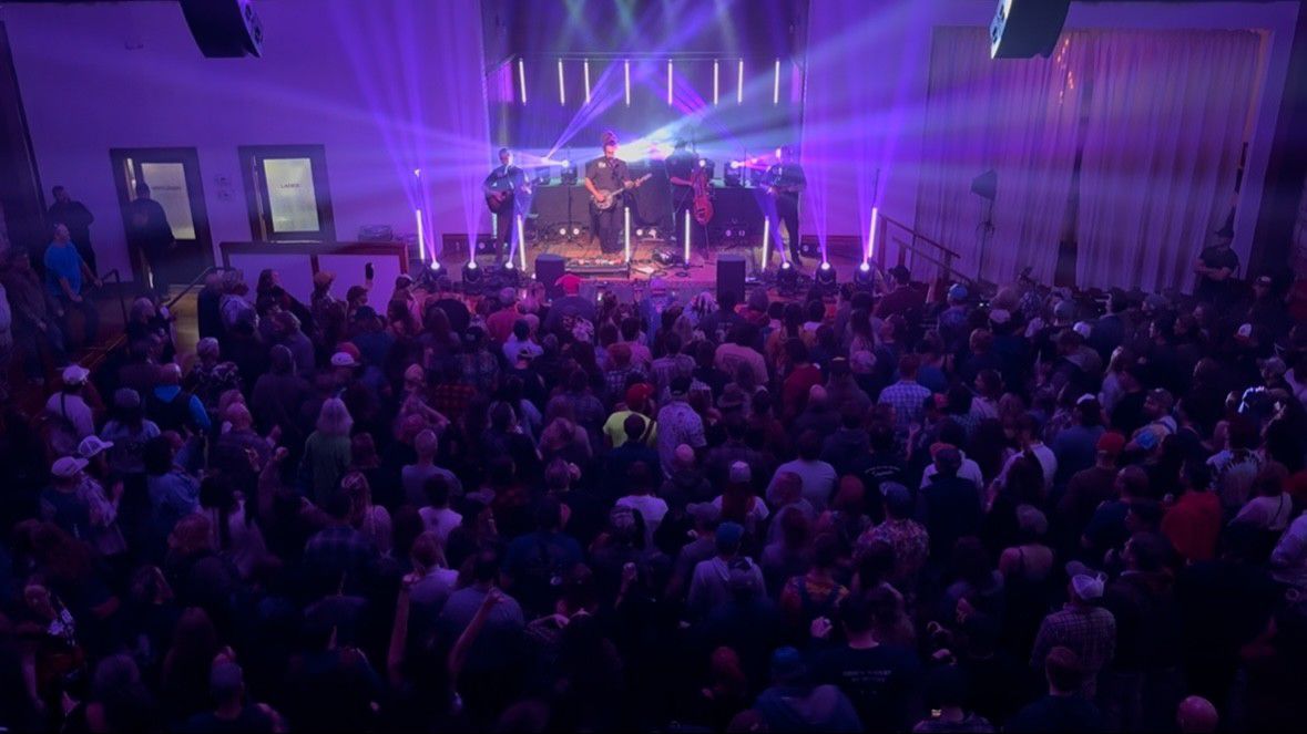 The Montana-based Kitchen Dwellers perform at the Brooklyn Arts Center in Wilmington. (Spectrum News 1/Natalie Mooney)
