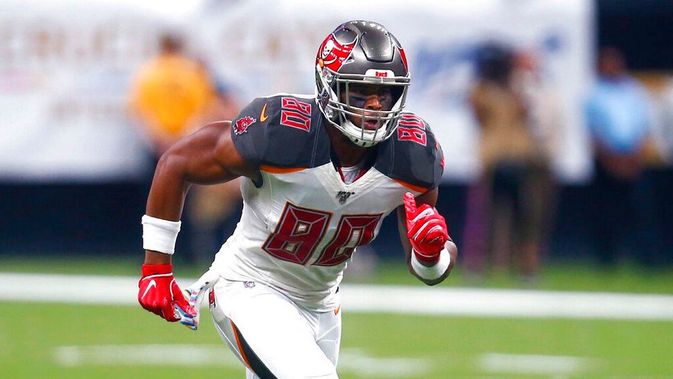 3 best tight end options for Buccaneers after Rob Gronkowski's