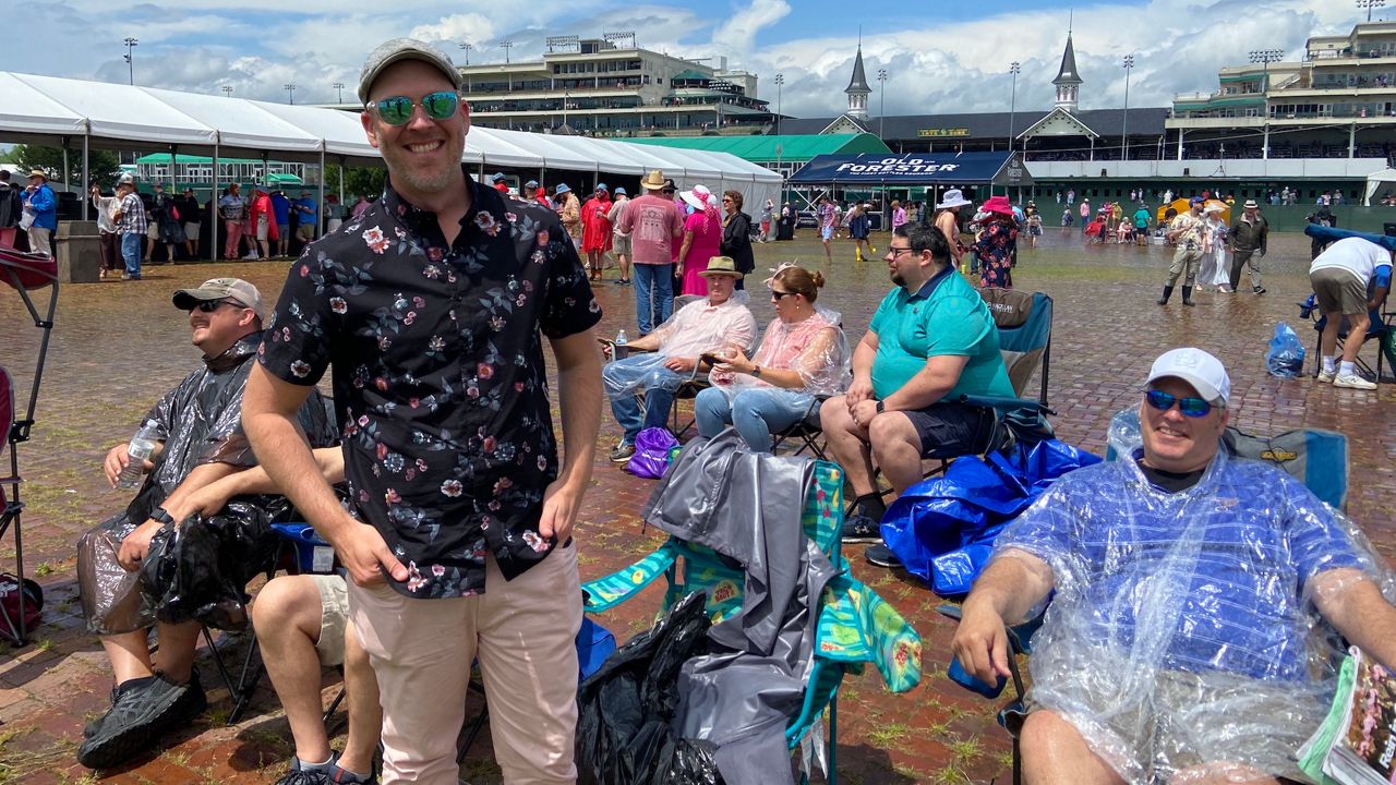 At Oaks and Derby, infield ticket holders stuck in infield