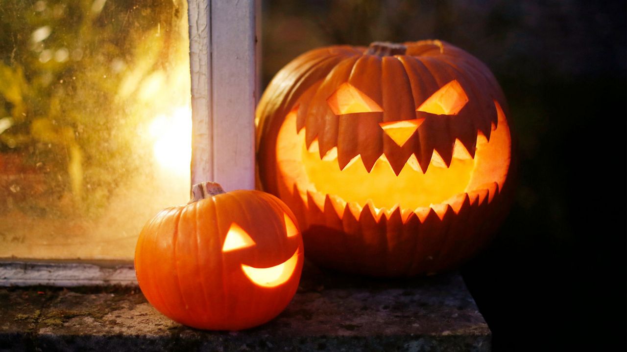 Carved Halloween pumpkins. (Getty Images)