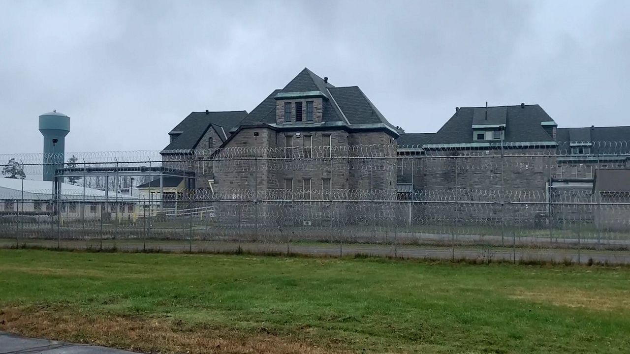 prison 