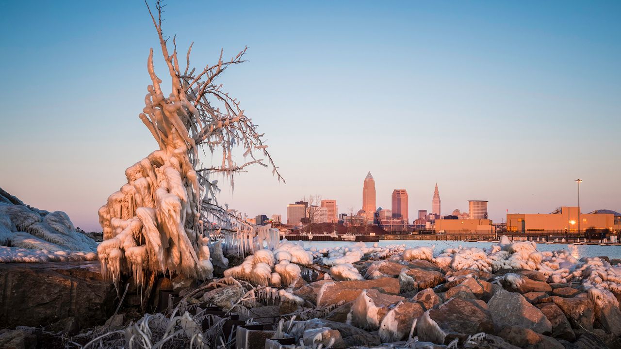 lake erie max ice