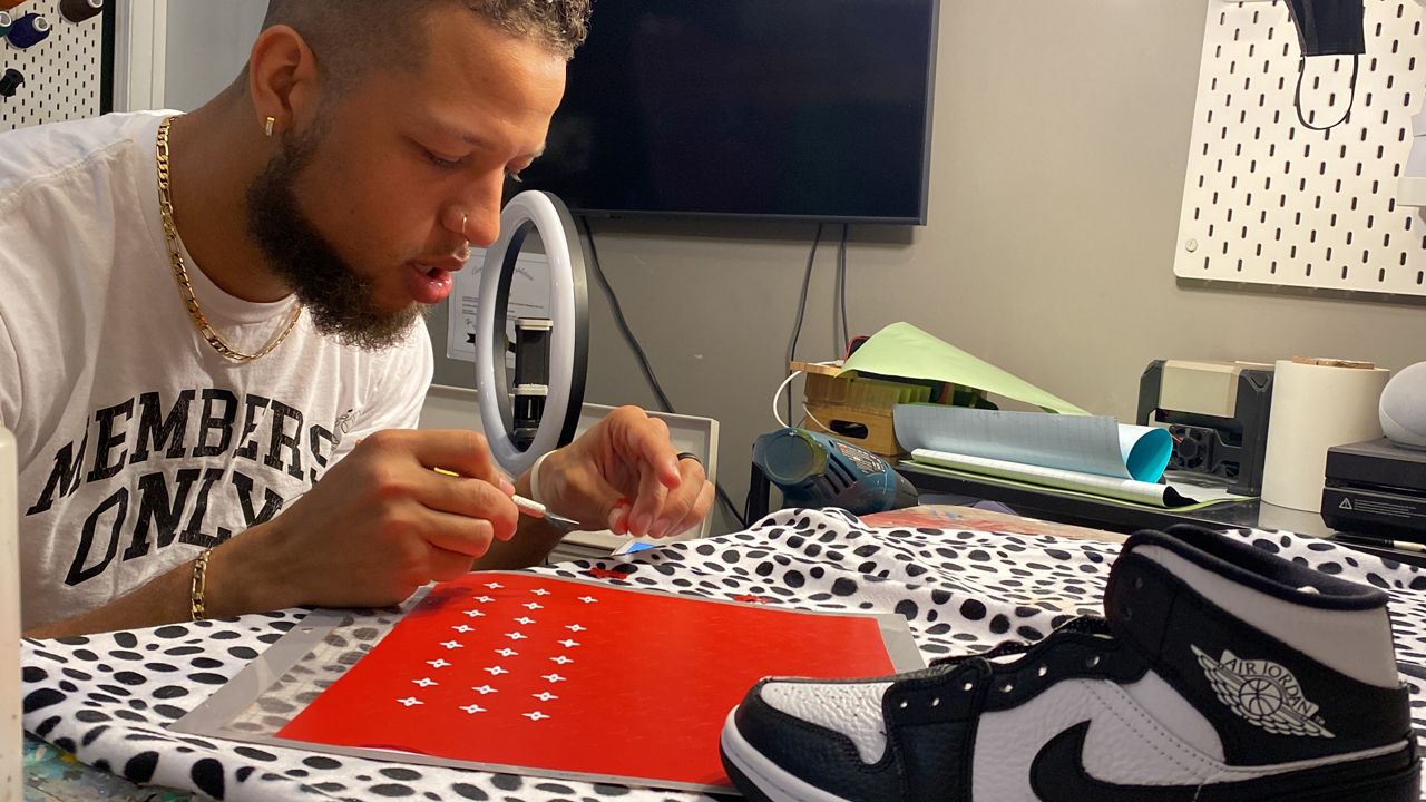 Buckeye goes from playing in The Shoe to customizing own