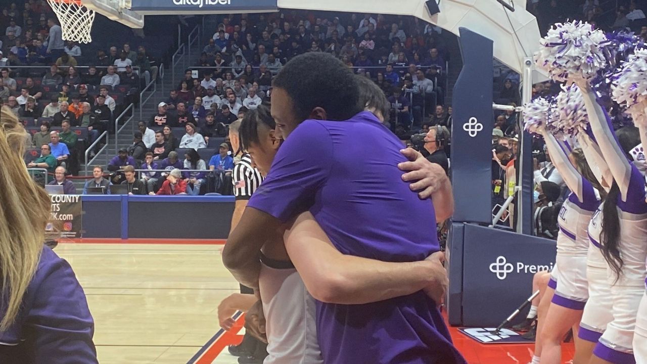 Pickerington Central puts on show in Division I semifinal