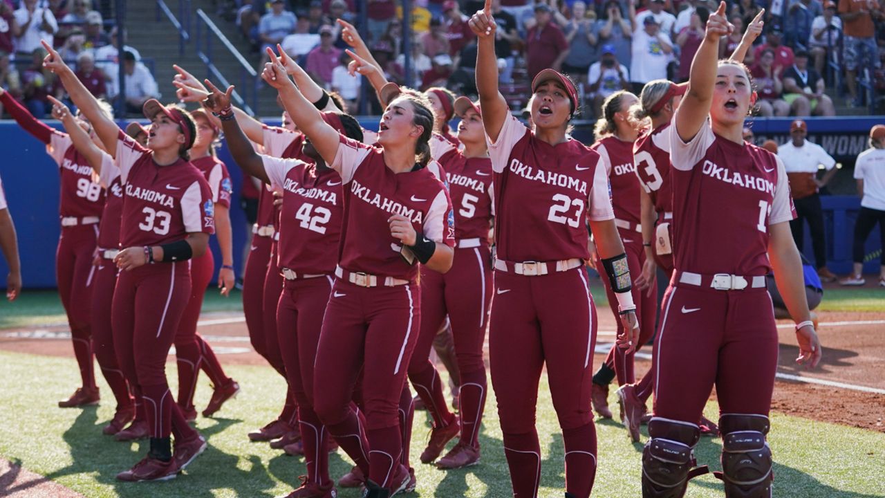 Oklahoma beats Texas, repeats as softball national champs