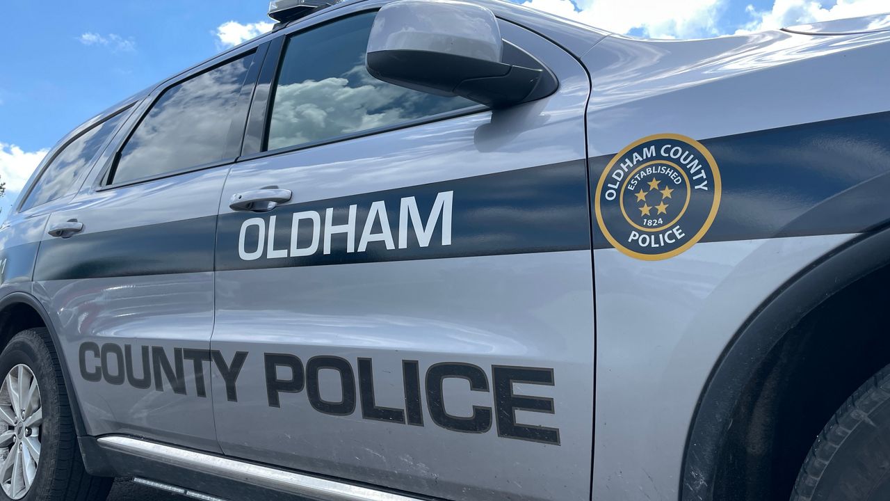 Oldham County Police host active shooter training