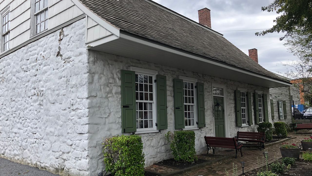 Historic House Hearkens Back to 18th and 19th Centuries