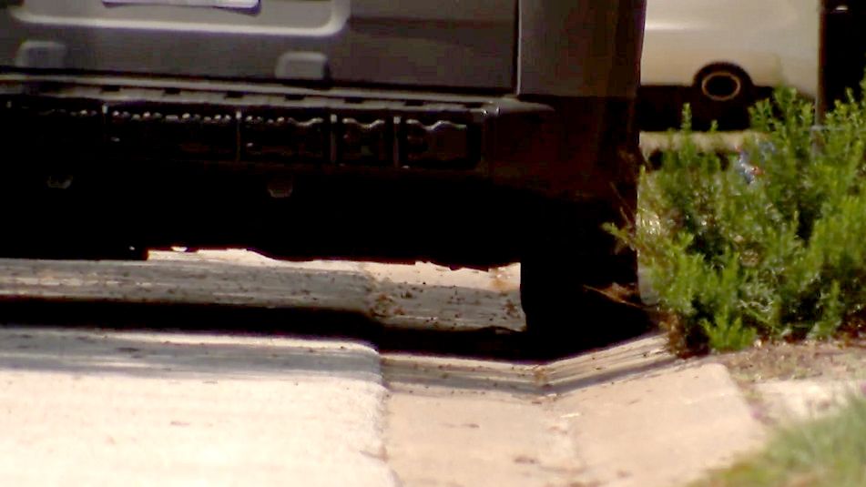 Street parking worries parent before Orange County school year